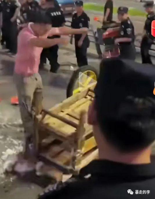 商丘澡堂吃瓜事件视频,一场意外引发的舆论风波