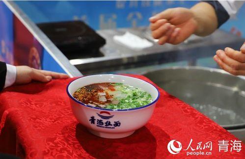 青海拉面馆吃瓜事件视频曝光,一场引发网友热议的误会