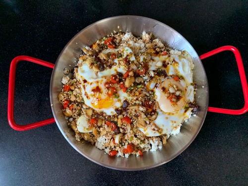 网红吃角瓜拌饭视频,角瓜拌饭，美味与健康的完美融合