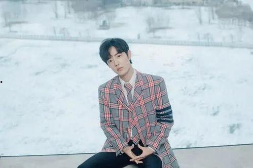 王一博肖战互吃瓜视频,揭秘娱乐圈幕后真相