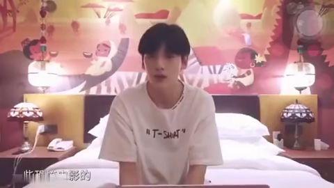 吃瓜看吵架的视频