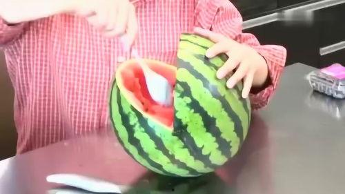 最新吃瓜的视频,娱乐圈幕后大事件曝光！