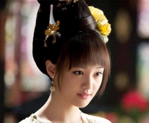 女古装博主吃瓜视频下载