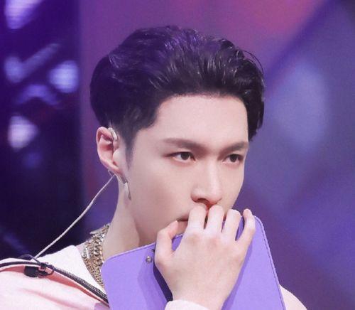 华晨宇今日吃瓜视频,揭秘娱乐圈幕后故事