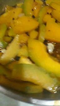 宝宝吃普通瓜视频,甜蜜滋味尽收眼底