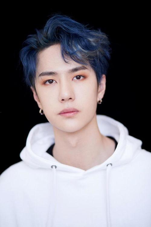 王一博吃群瓜视频,揭秘娱乐圈幕后故事